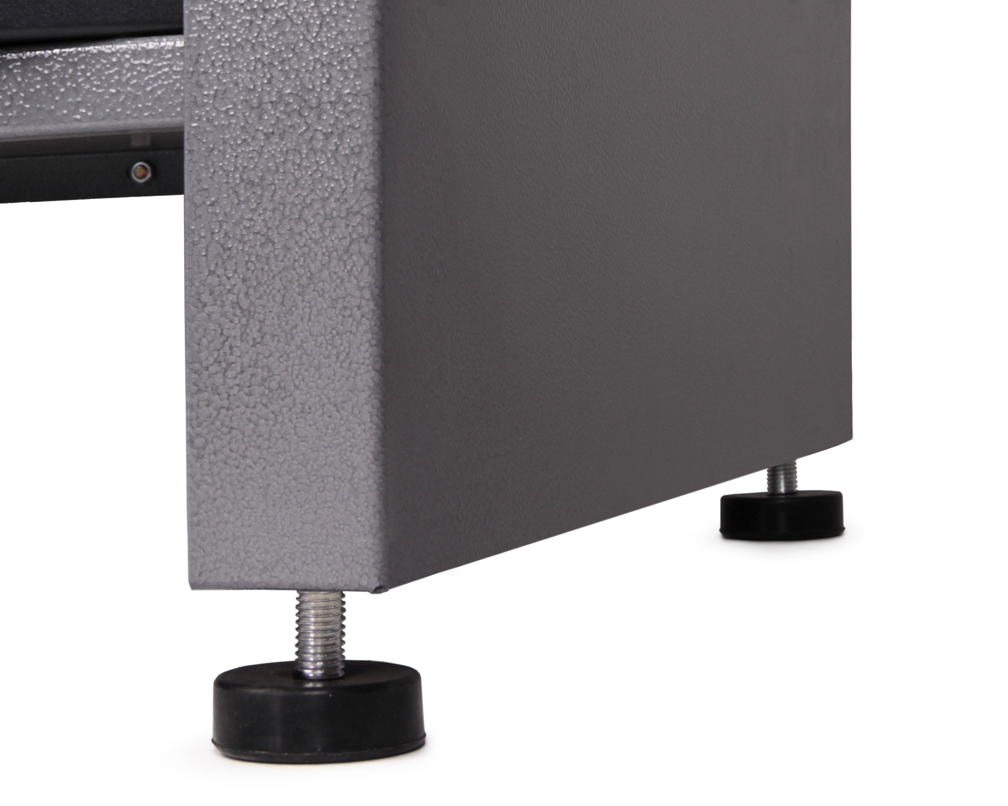 Стол-верстак для мастерской BAUMEISTER BTC-006