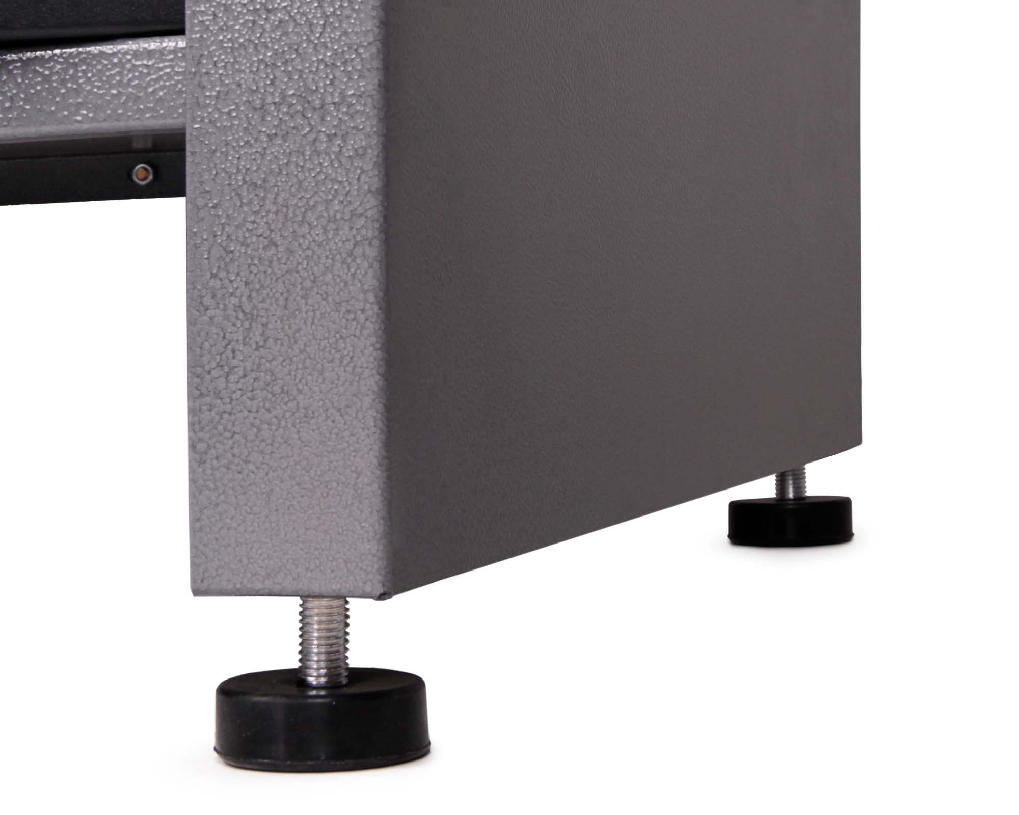 Стол-верстак для мастерской BAUMEISTER BTC-007