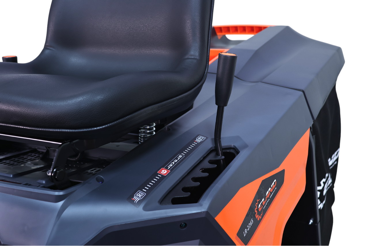 Газонокосилка бензиновая самоходная с сиденьем (райдер) ELAND LR-2265 